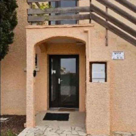 4 Pers Avec Piscine, Tennis Et Wifi Agde